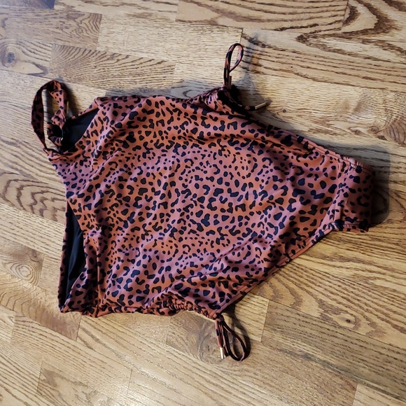 (8) NWT Maree Maree Leopard Print One Shoulder One Piece Swimsuit Austrailian - Picture 11 of 11